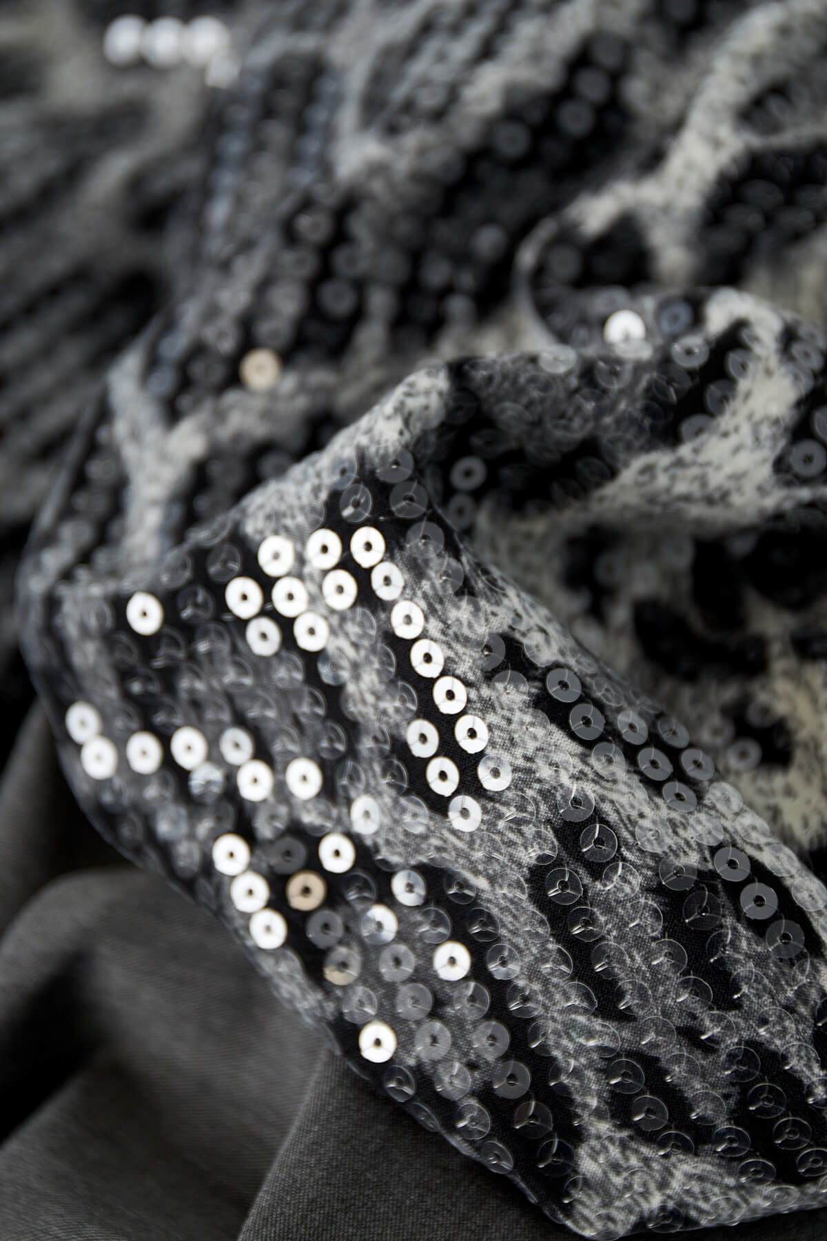 Animal Print Blazer – Schwarz | Yasèmia Clothes Yasèmia