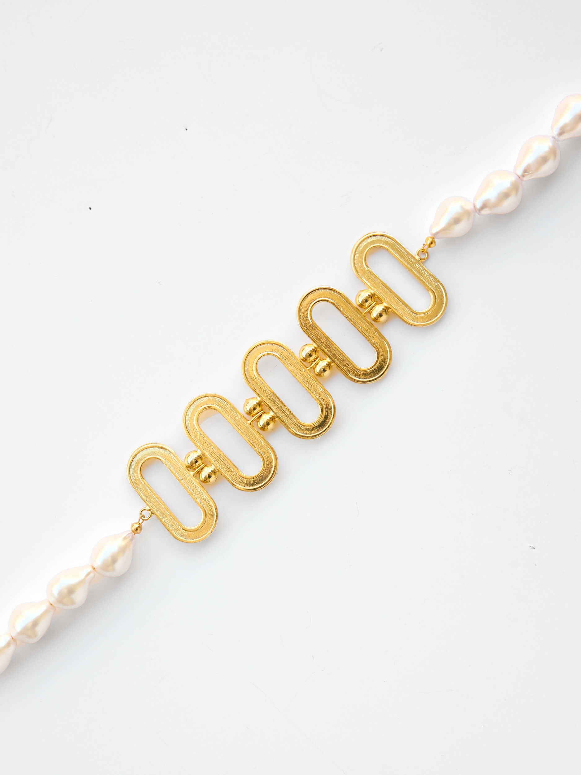 Art Deco Choker – 24k Gold & Perlen | Yasèmia Choker Yasèmia