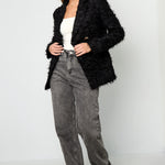 Fluffy Statement Blazer – Schwarz | Yasèmia Clothes Yasèmia