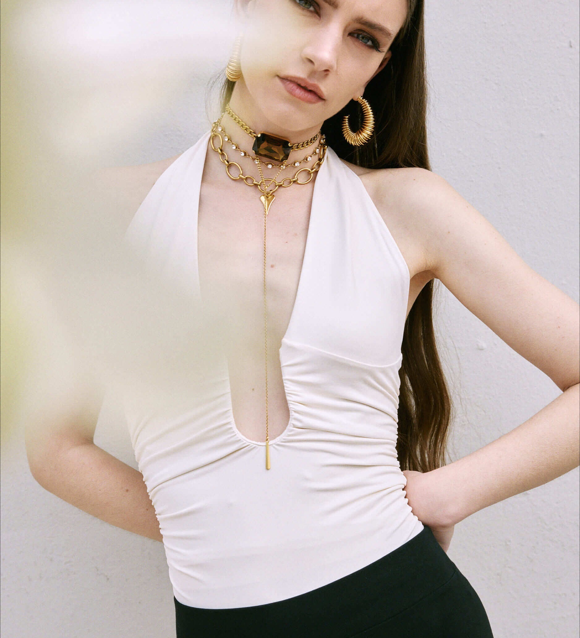 Icon Choker – Gold, Preciosa Kristall Smoked Topaz | Yasèmia Choker Yasèmia