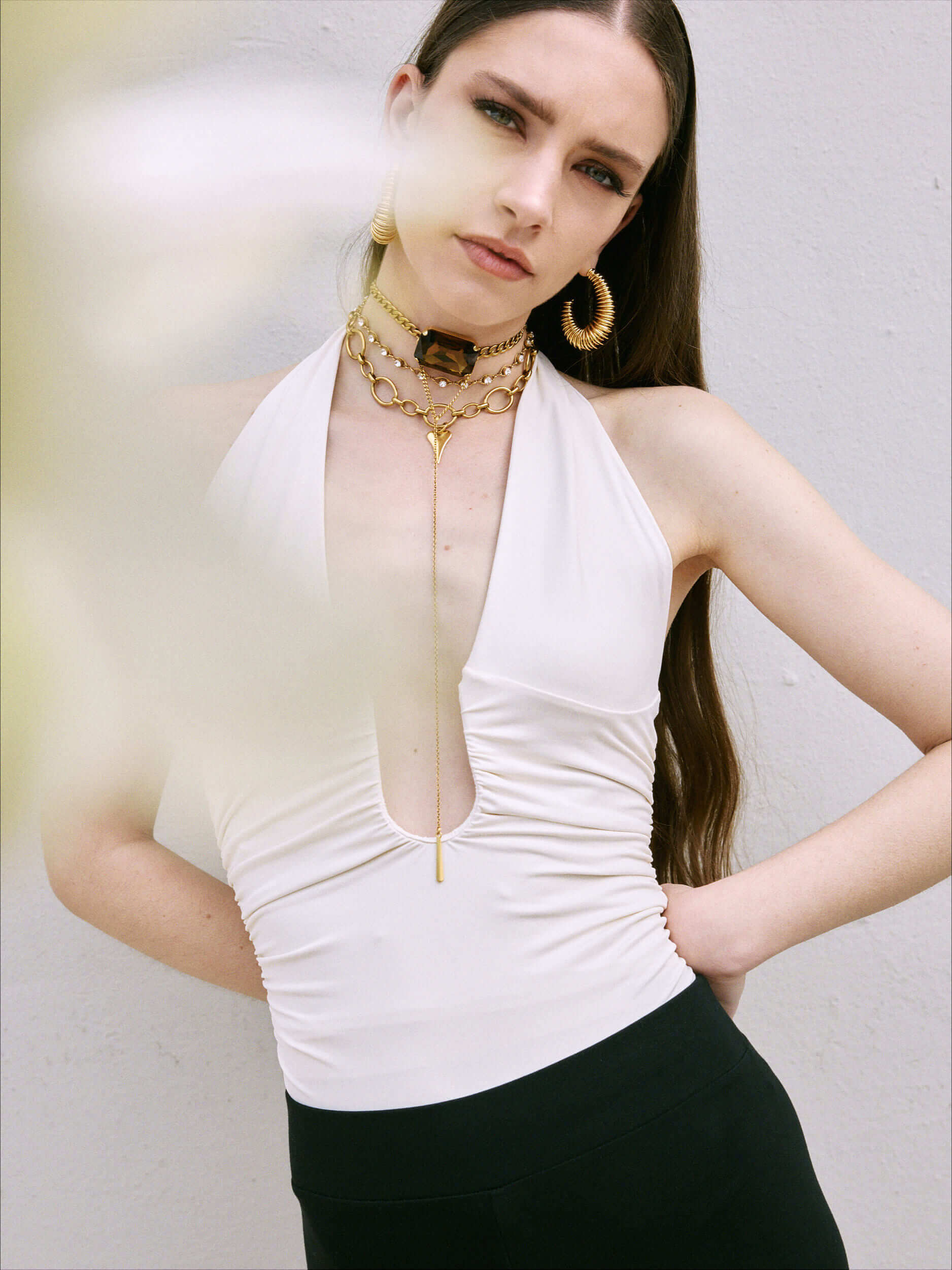 Icon Choker – Gold, Preciosa Kristall Smoked Topaz | Yasèmia Choker Yasèmia