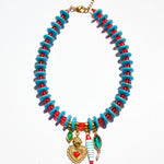 Kai Halskette | Multicharm-Kette mit Türkis Howlith-Perlen & Herz-Anhänger – Yasèmia Necklace Yasèmia