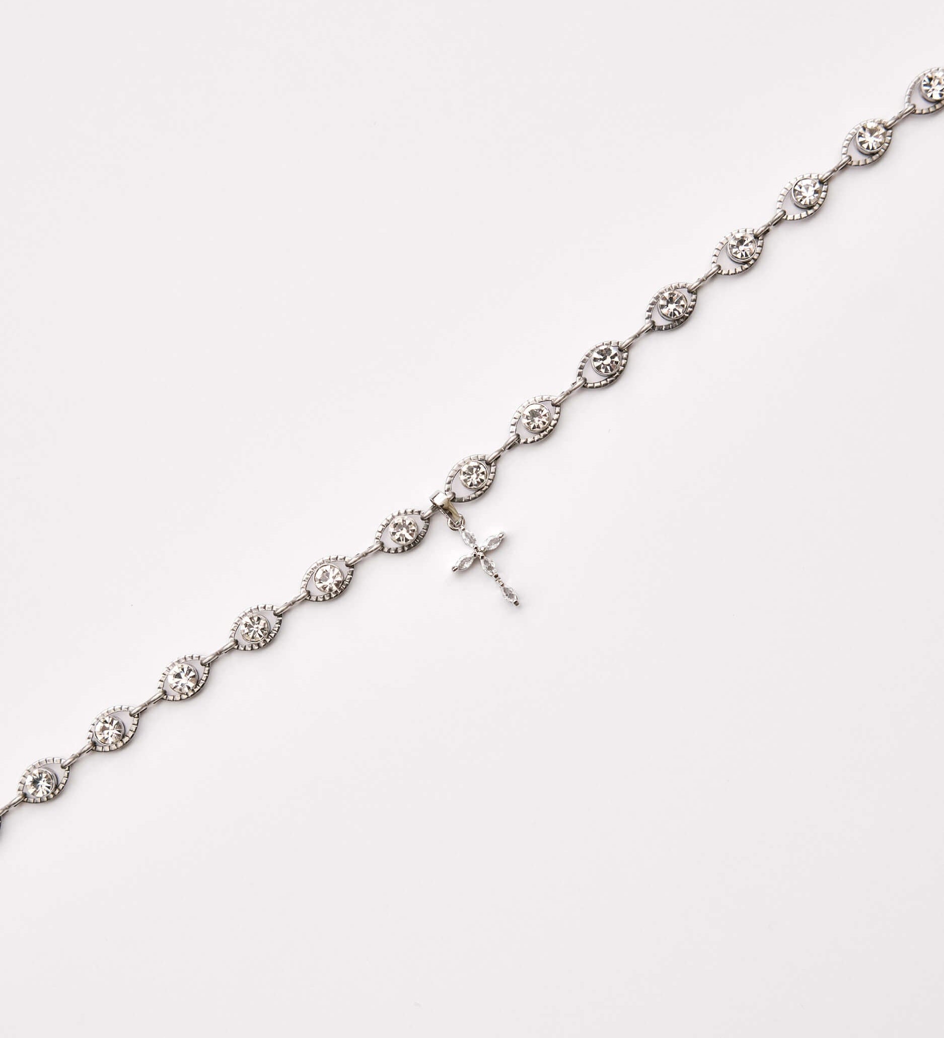 Kaja Choker – Silber, Zirkon & Herzanhänger | Yasèmia Choker Yasèmia