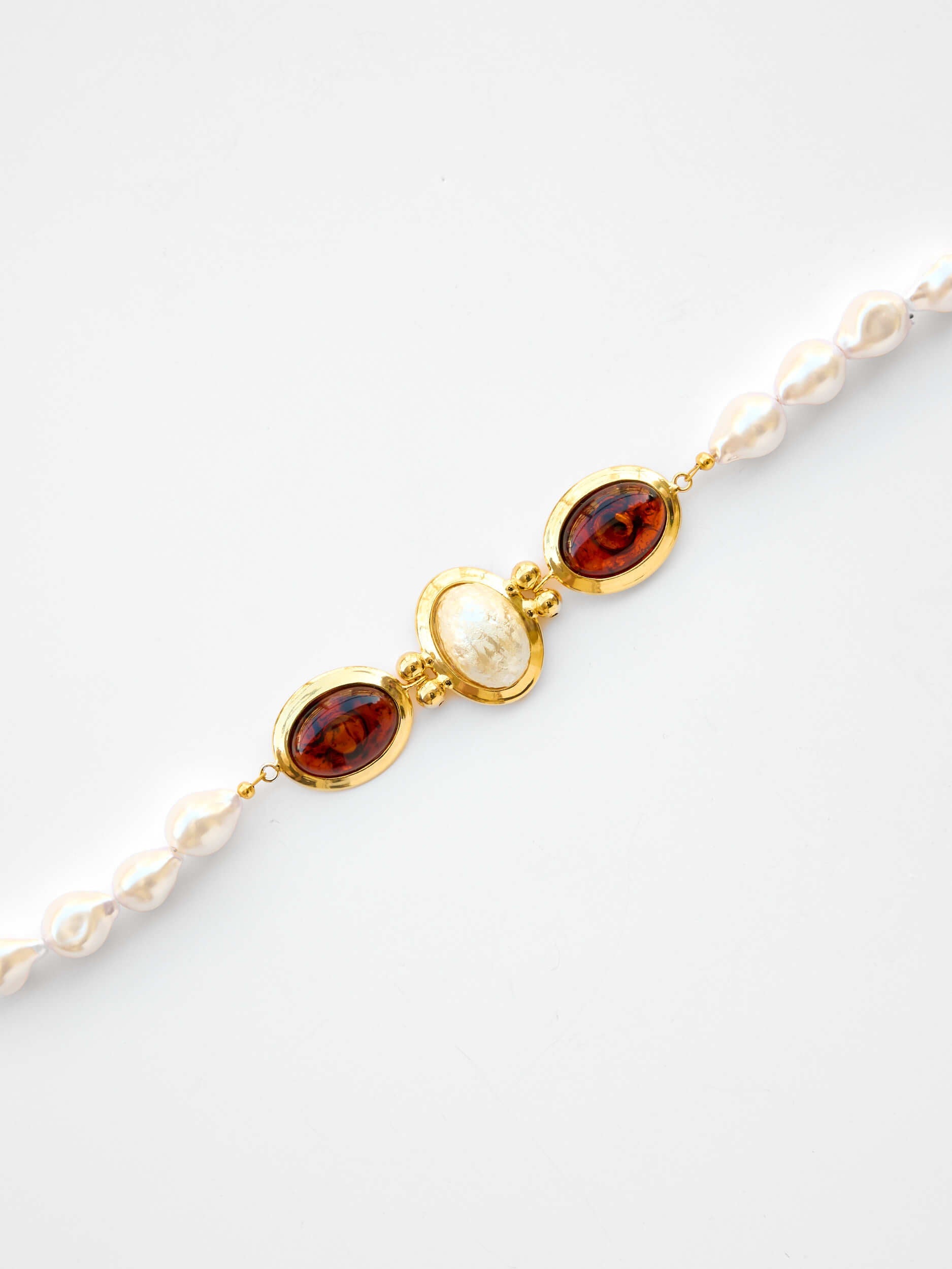 Second Story Choker – 24k Gold, Perlen & Schildpatt | Yasèmia Choker Yasèmia
