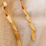 Akira Lange Ohrringe aus 24K Vergoldetem Bronze mit Swarovski - Eleganz für den Sommer l Yasèmia Jewellery Yasèmia