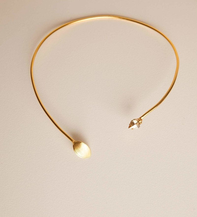 Eleganter Diana Kragen - Halsreifen mit 24K Swarovski Elementen & vergoldetem Bronze - l Yasèmia Jewellery Yasèmia
