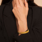 Eleganter Elisé Armreif aus vergoldetem Bronze - handgefertigt in Griechenland l Yasèmia Jewellery Yasèmia