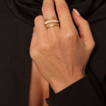Perlring Genevieve aus 18K vergoldetem Bronze - Elegantes Design für jeden Anlass l Yasèmia Jewellery Yasèmia