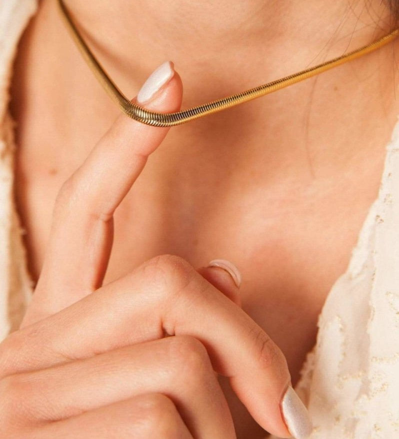 Elegante Schlangenkette aus 18 Karat vergoldetem Edelstahl - Perfekt für jeden Tag l Yasèmia Jewellery Yasèmia