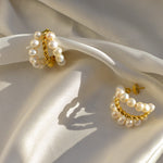 Margaret Ohrringe aus 18K vergoldetem Edelstahl mit Süßwasserperlen – Elegante Statement - Form l Yasèmia Jewellery Yasèmia