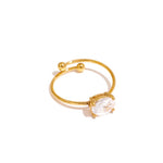 Eleganter Nirah Ring aus 18K vergoldetem Edelstahl mit funkelnden Zirkonen l Yasèmia Jewellery Yasèmia