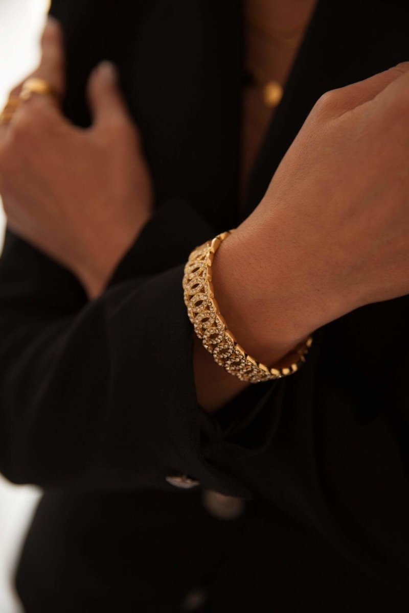 Handgefertetes Armband Noélia - 18K vergoldetes Bronze mit funkelnden Kristallen l Yasèmia Jewellery Yasèmia