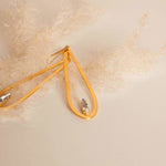 Marie Lange Ohrringe aus 24K vergoldetem Bronze mit Swarovski Elementen l Yasèmia Jewellery Yasèmia