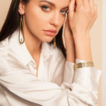 Marie Lange Ohrringe aus 24K vergoldetem Bronze mit Swarovski Elementen l Yasèmia Jewellery Yasèmia