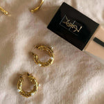 Veronica Hoops Ohrringe - 18K vergoldeter Edelstahl mit Süßwasserperlen & Zirkonia l Yasèmia Jewellery Yasèmia